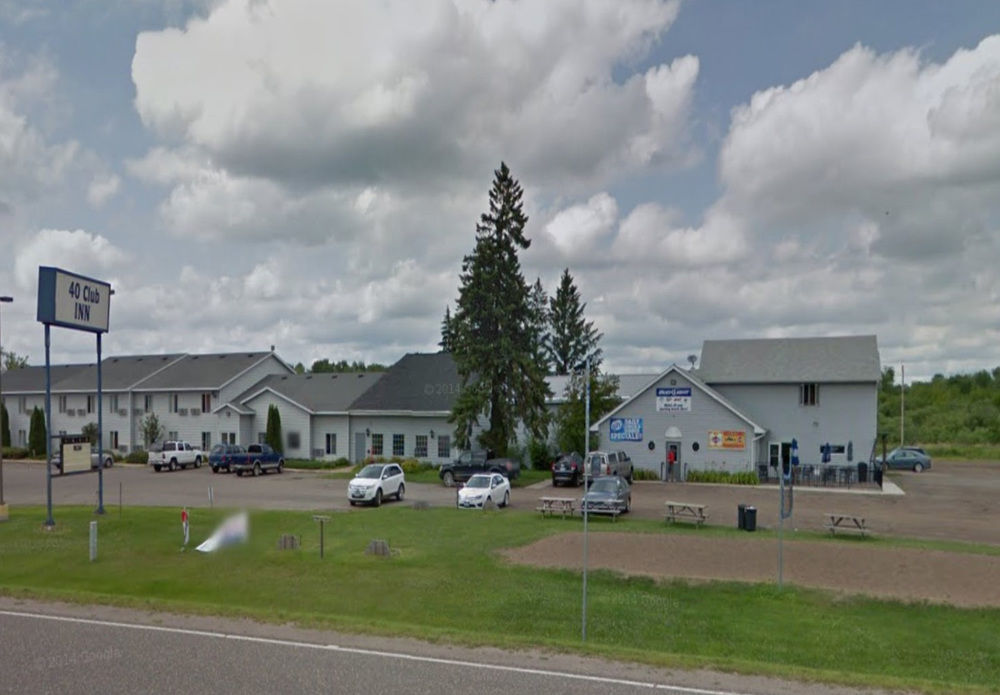 Forty Club Inn Deerwood ภายนอก รูปภาพ