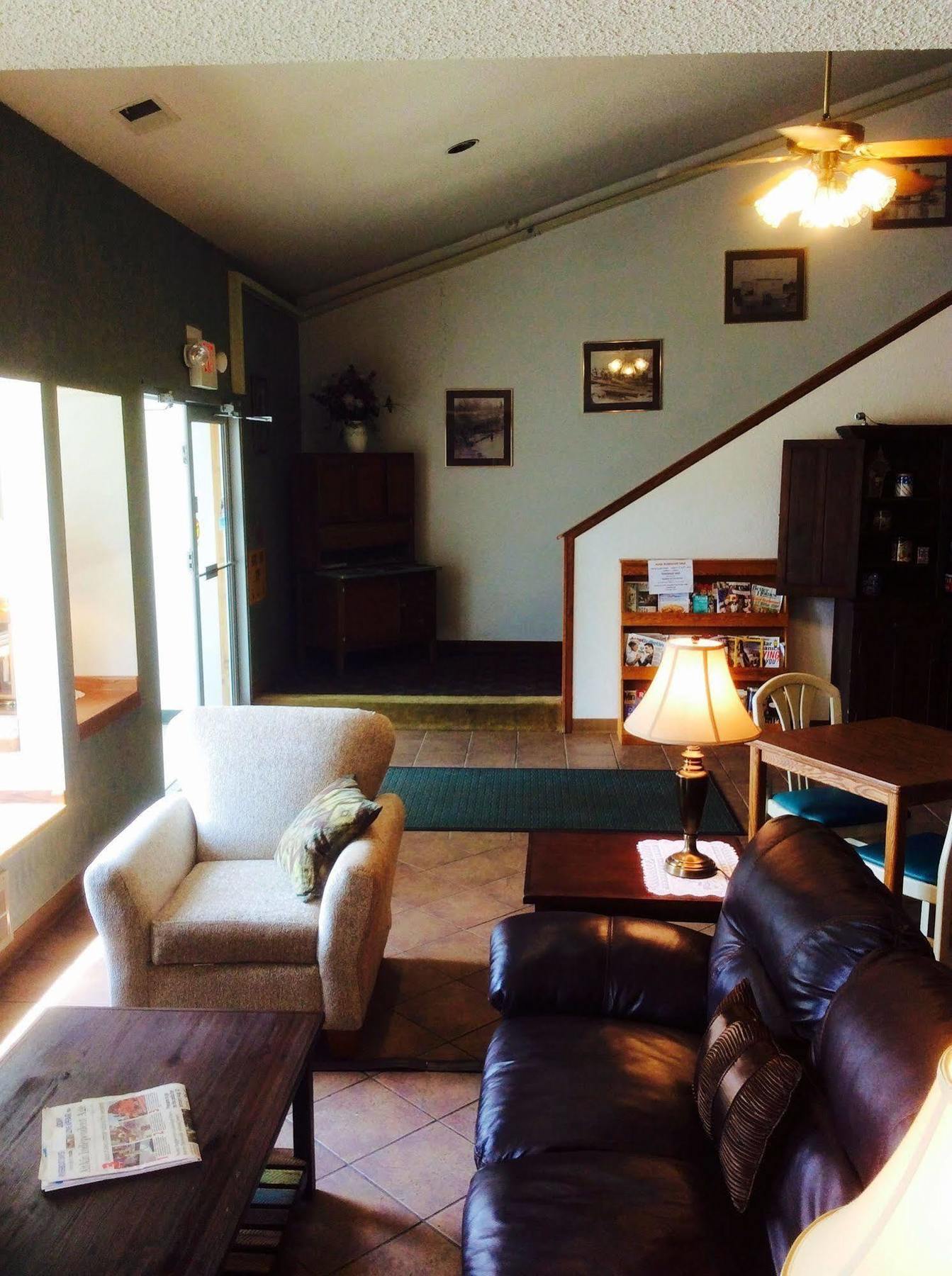 Forty Club Inn Deerwood ภายนอก รูปภาพ